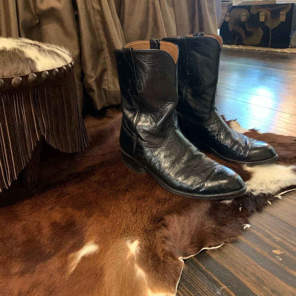 Lucchese Men’s Black Ostrich Belly Roper Boots 2E